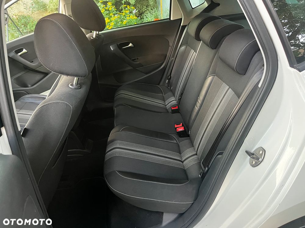 Volkswagen Polo 1.6 TDI MATCH - 13