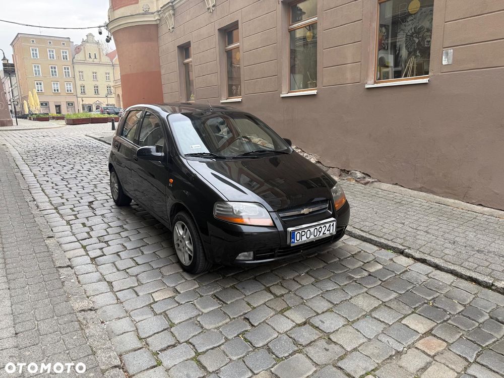 Chevrolet Aveo - 2