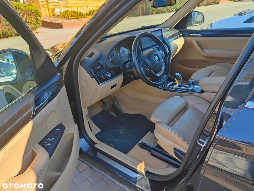 BMW X3 xDrive20d xLine - 16