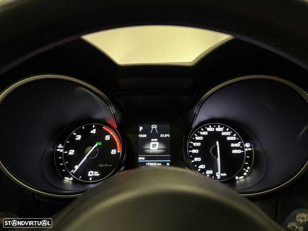 Alfa Romeo Stelvio 2.2 D Super AT8 - 49