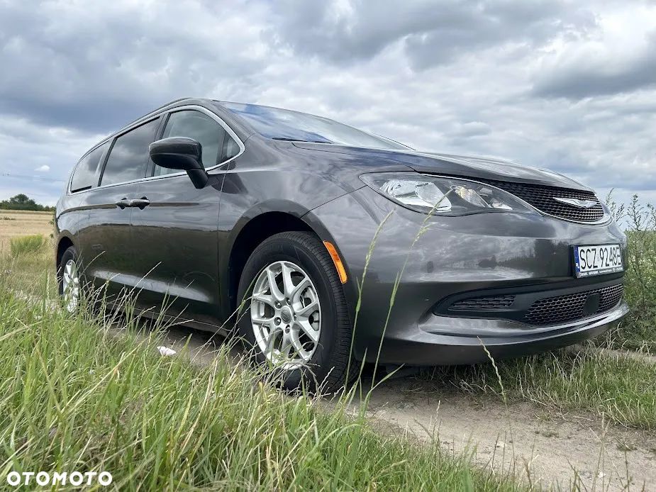 Chrysler Pacifica - 20