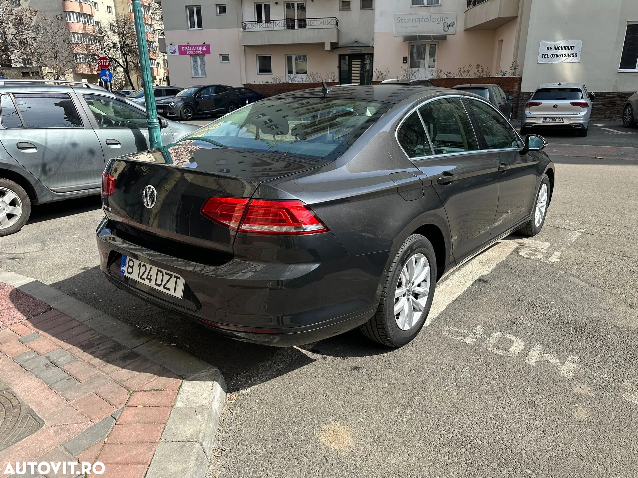Volkswagen Passat Variant 1.6 TDI (BlueMotion Technology) DSG Comfortline - 10