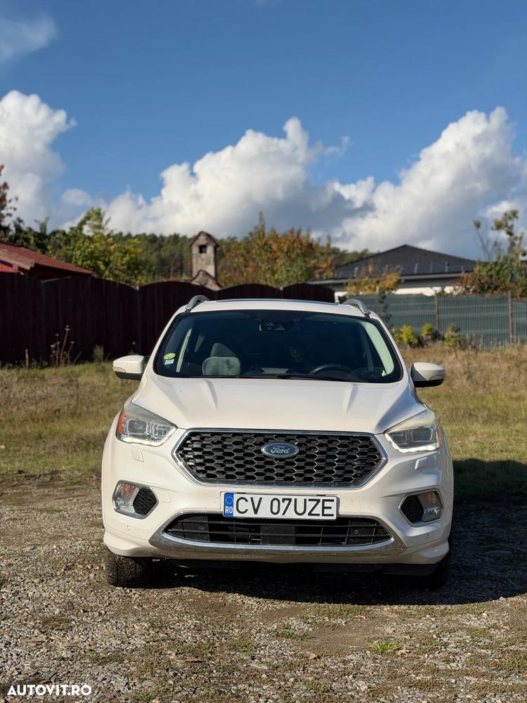 Ford Kuga - 2