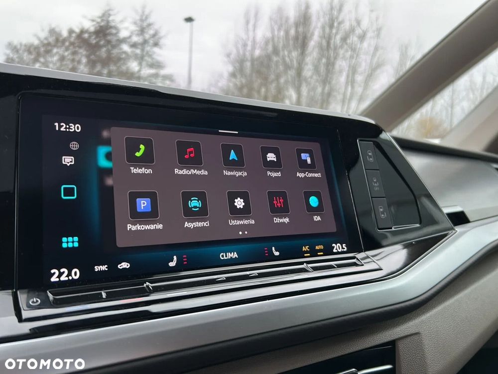 Volkswagen Multivan - 18