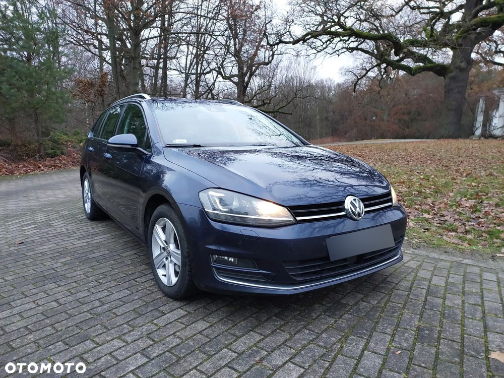 Volkswagen Golf - 2