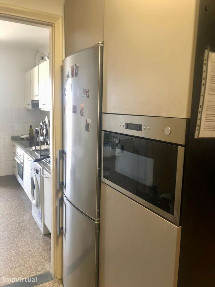 Quarto - localizado em Cedofeita Porto - Grande imagem: 4/12