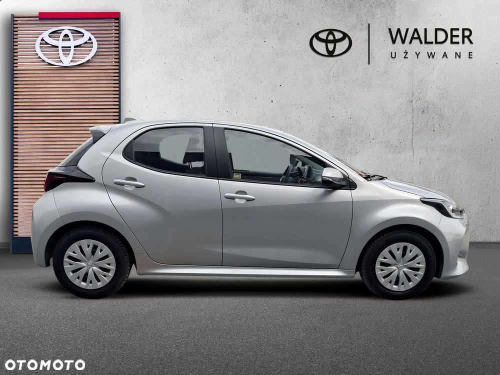 Toyota Yaris - 7