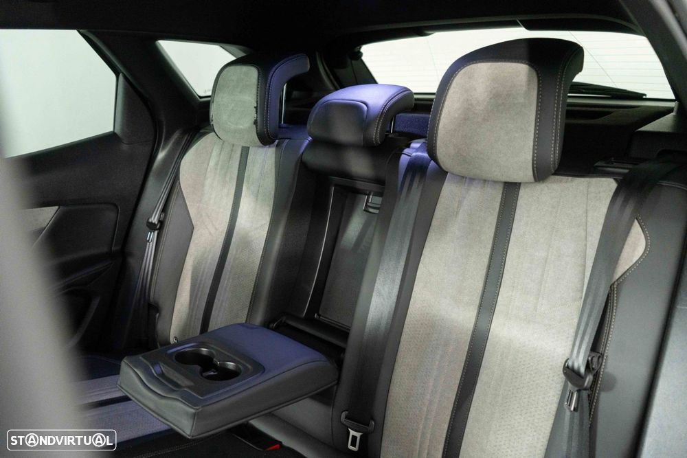 Peugeot 3008 1.6 Hybrid GT Pack e-EAT8 - 9
