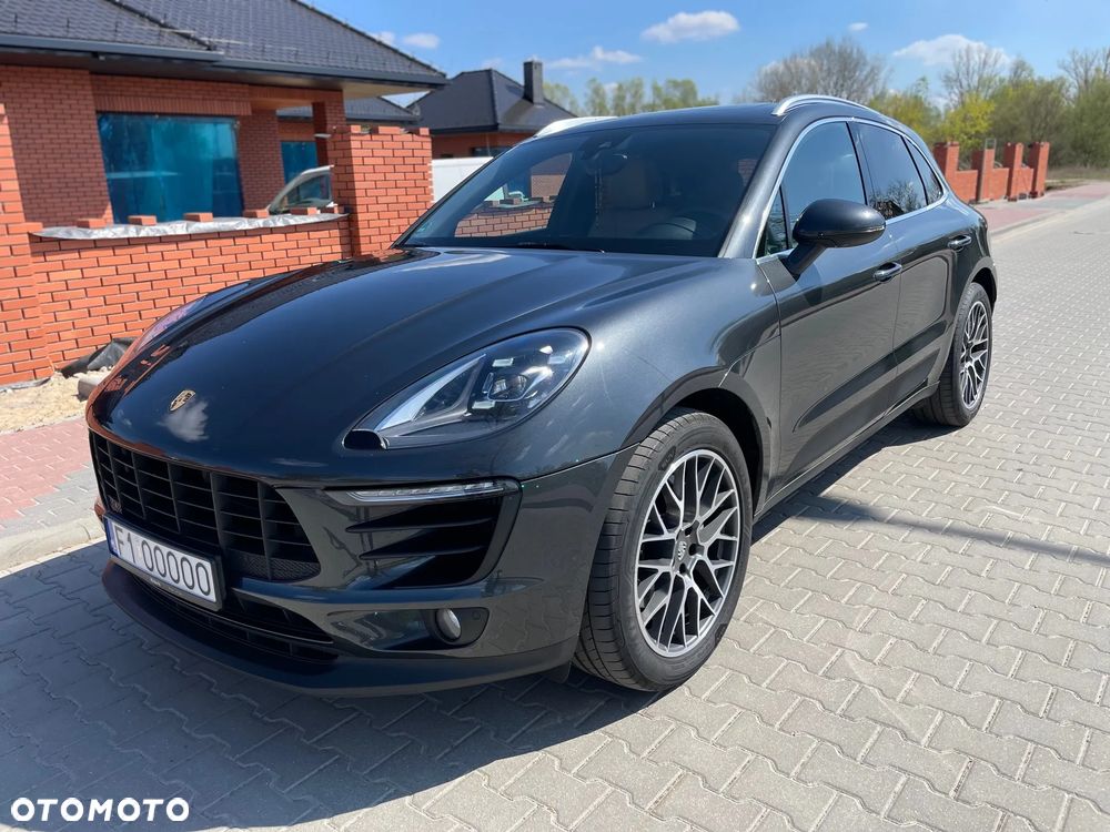 Porsche Macan - 1