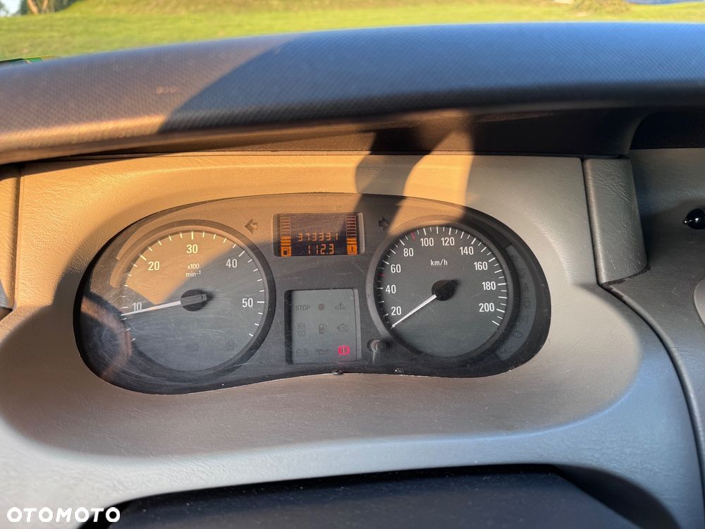 Opel Vivaro L1H1 2.7t - 7