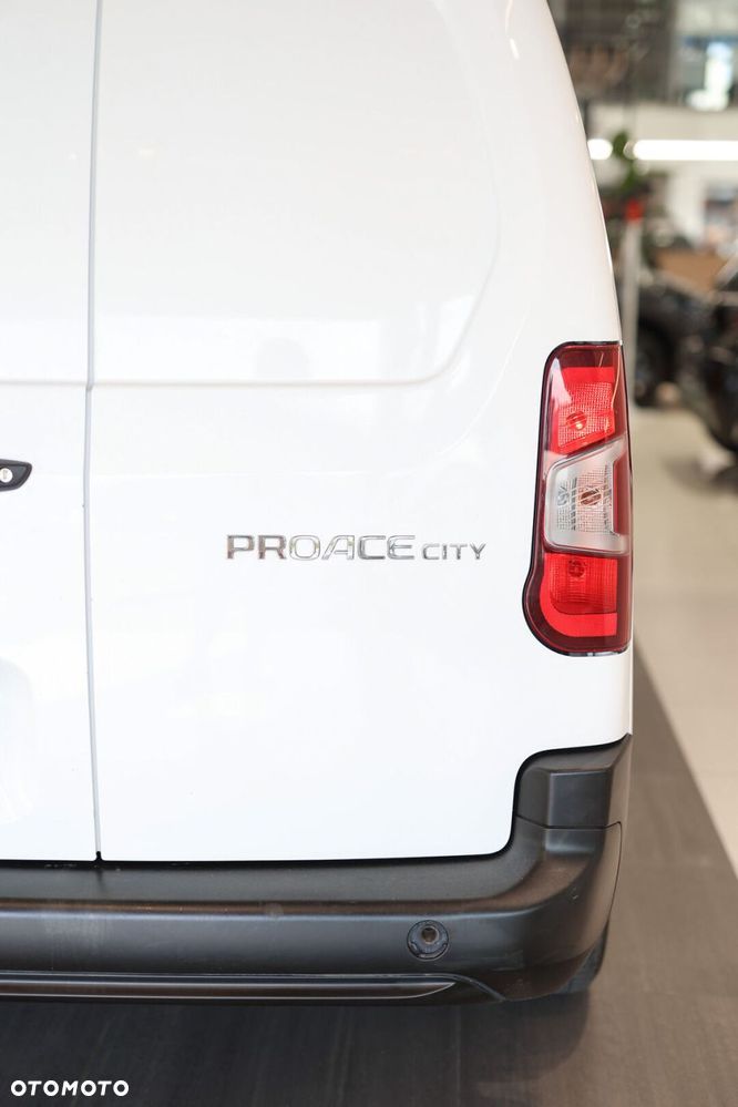 Toyota PROACE CITY - 41
