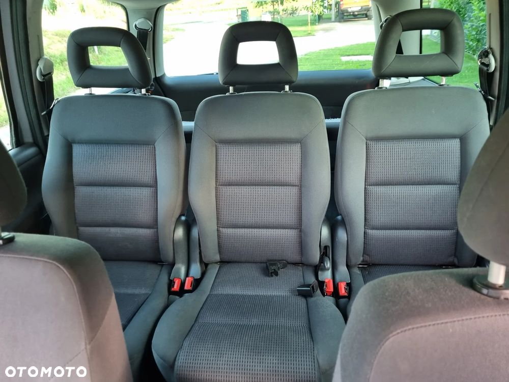 Volkswagen Sharan 1.9 TDI 4Motion Exclusive Edition - 9