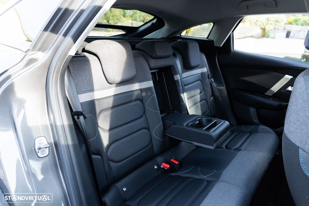 Citroën C4 1.2 PureTech Shine - 10