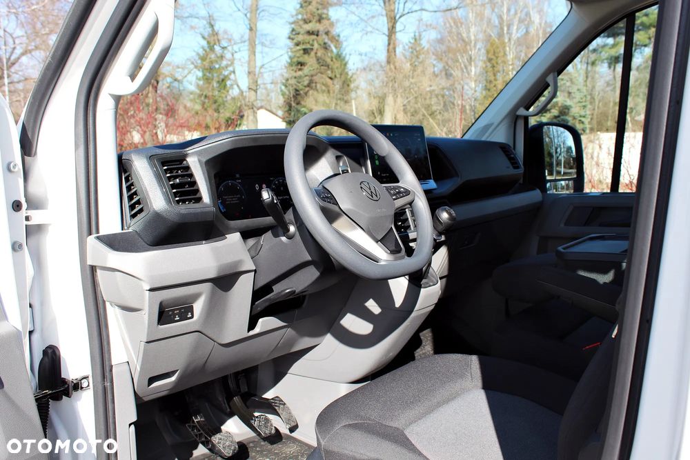 Volkswagen Crafter - 13
