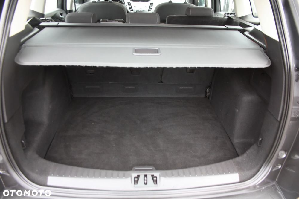 Ford Kuga 1.5 EcoBoost 2x4 Individual - 6