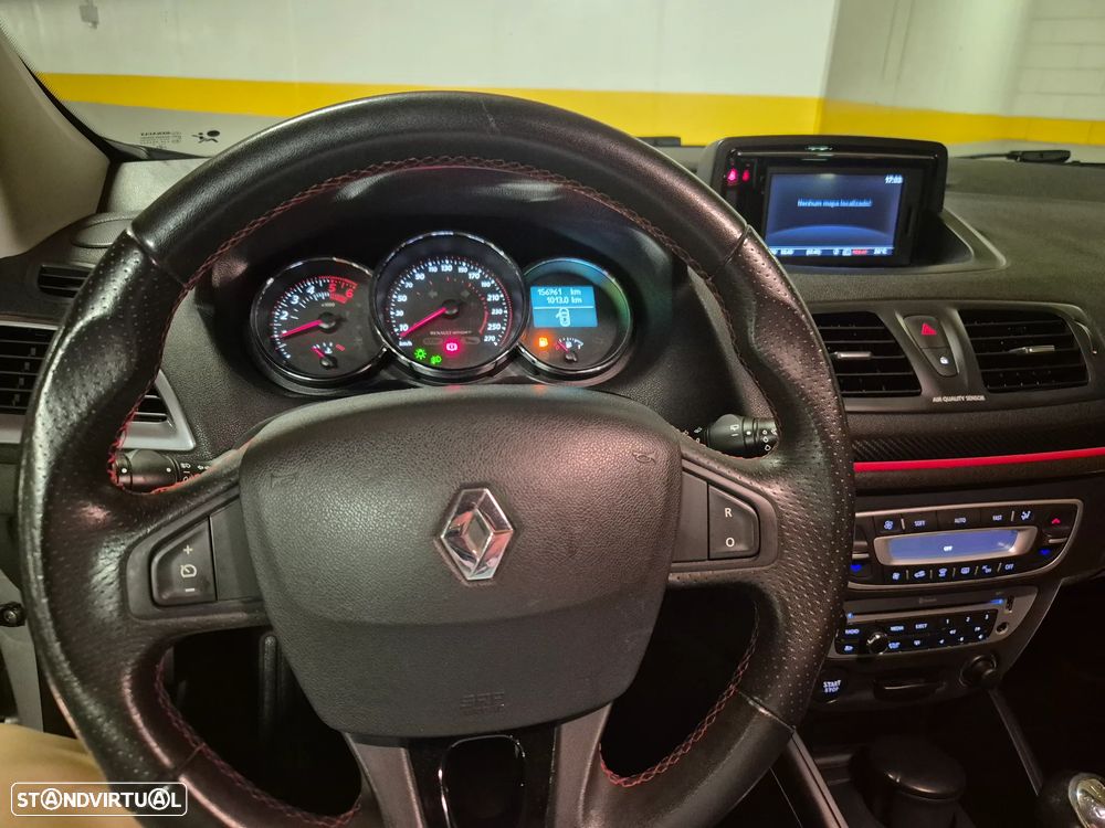 Renault Mégane Sport Tourer 1.5 dCi GT Line SS - 21