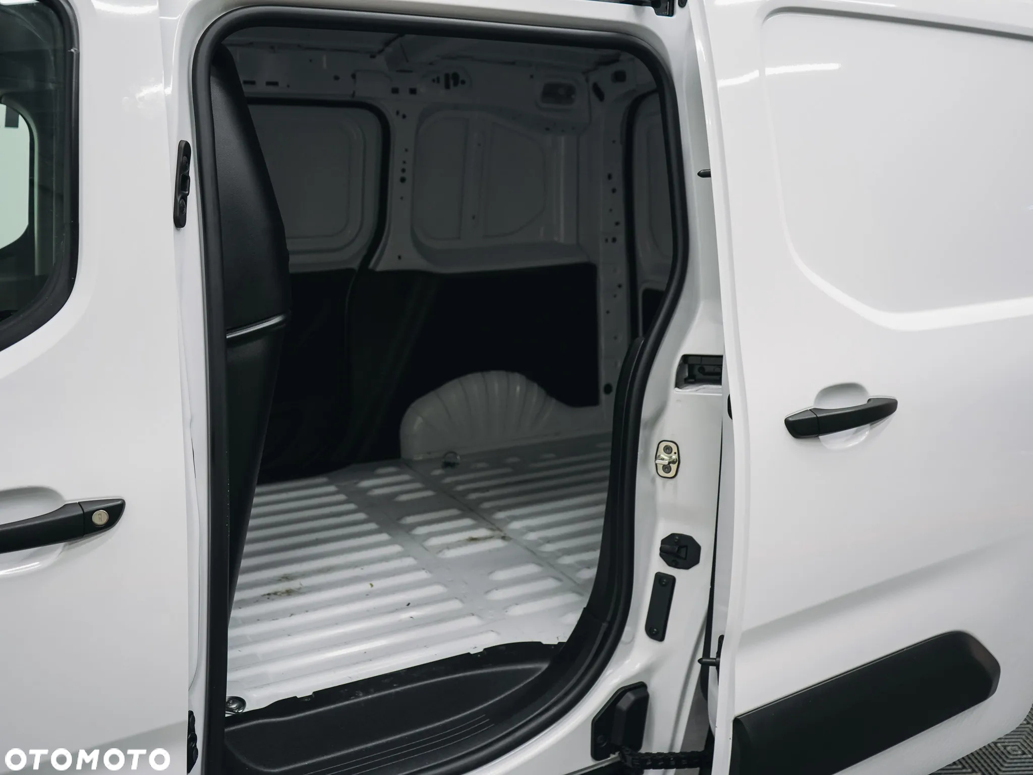 Toyota Proace City EV - 32