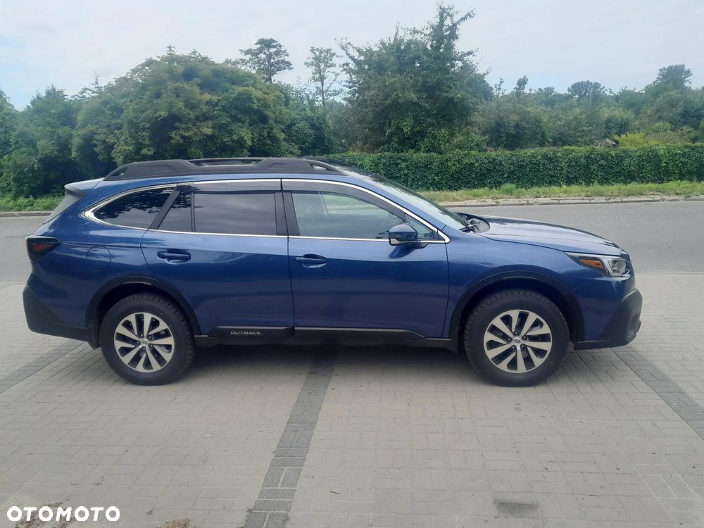 Subaru Outback 2.5i Lineartronic Exclusive Cross - 3