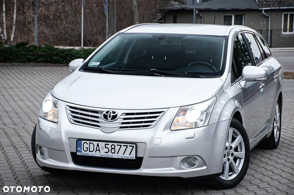 Toyota Avensis 2.0 D-4D Sol - 14
