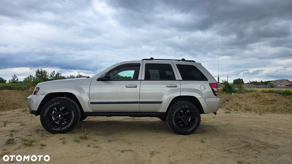 Jeep Grand Cherokee 3.7 4x4 Laredo - 1