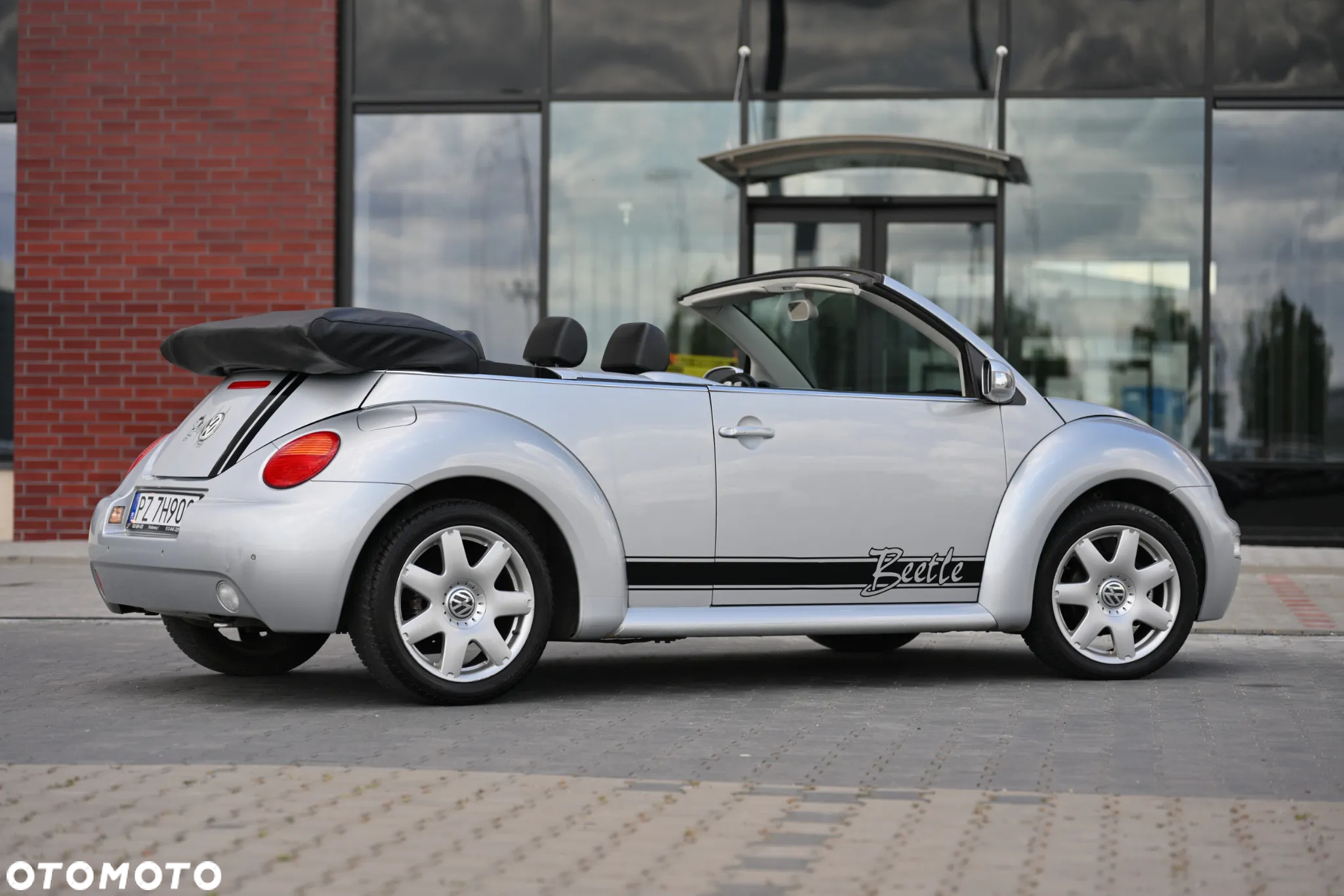 Volkswagen New Beetle Cabriolet 2.0 Freestyle - 2