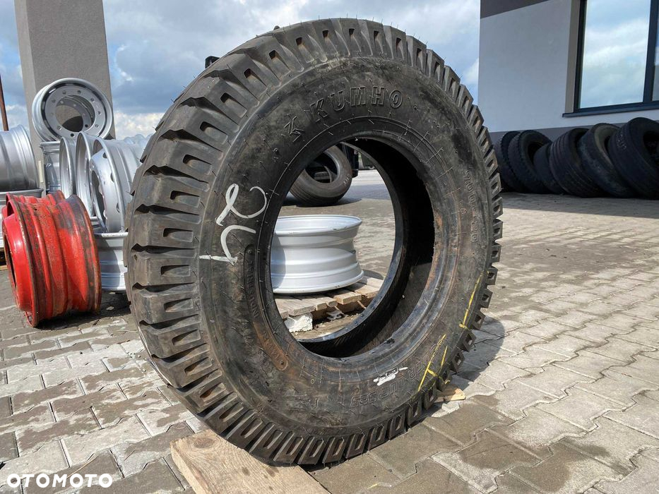 9.00-20 Opona KUMHO Power Lug 323 - 5