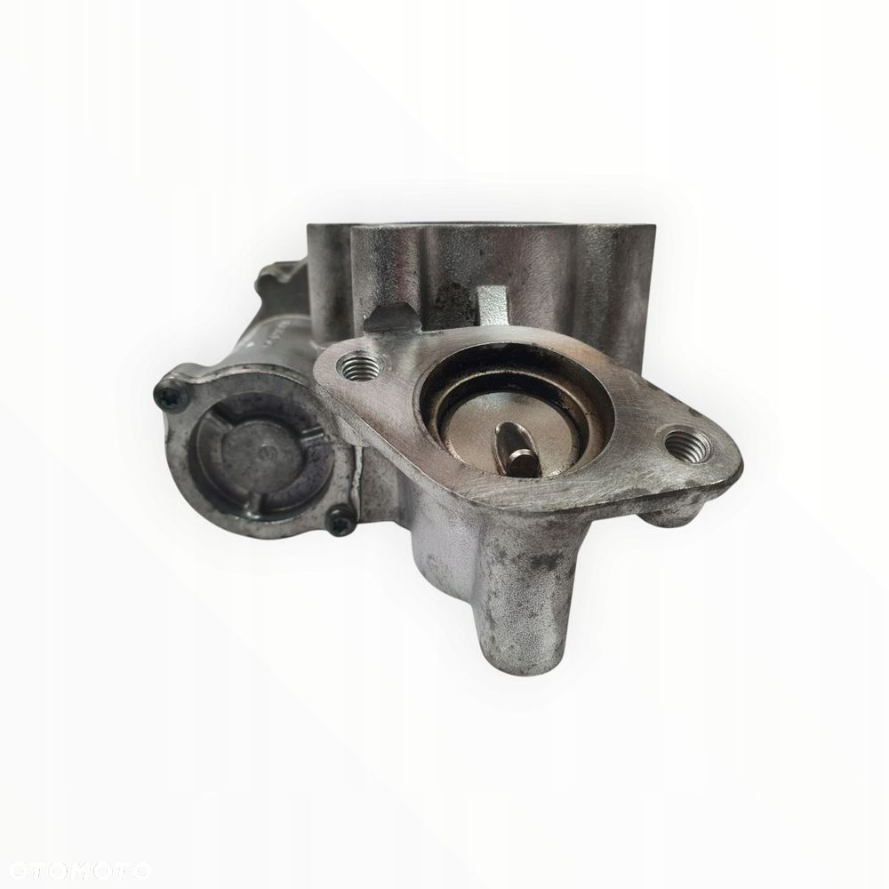 ZAWÓR EGR Renault Trafic II Opel Vivaro 2.0 DCI 8200797706 H820032701 - 4