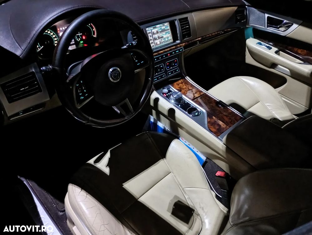 JAGUAR XF 2011 — imagine 6