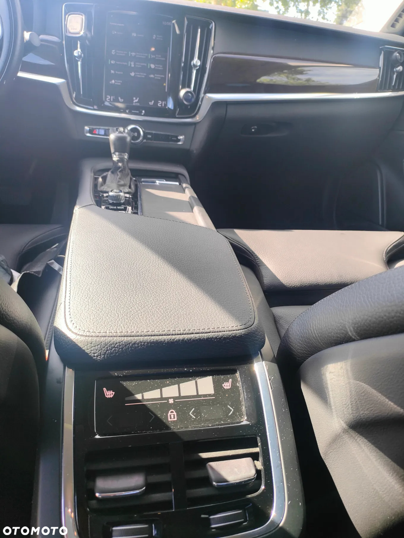 Volvo S90 D5 SCR AWD Momentum Pro - 14
