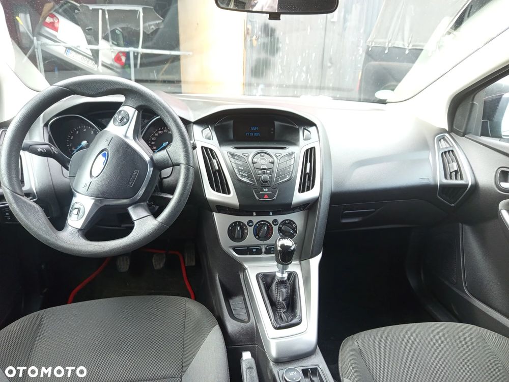 Ford Focus SW 1.0 EcoBoost Trend - 19