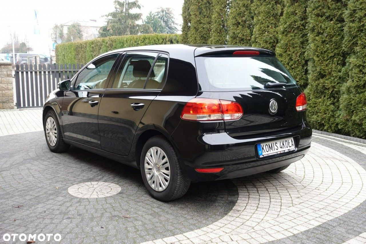 Volkswagen Golf - 5