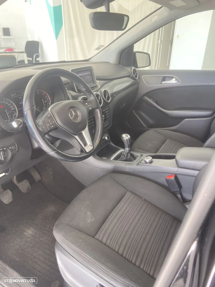 Mercedes-Benz B 180 CDI BlueEFFICIENCY 114g - 7