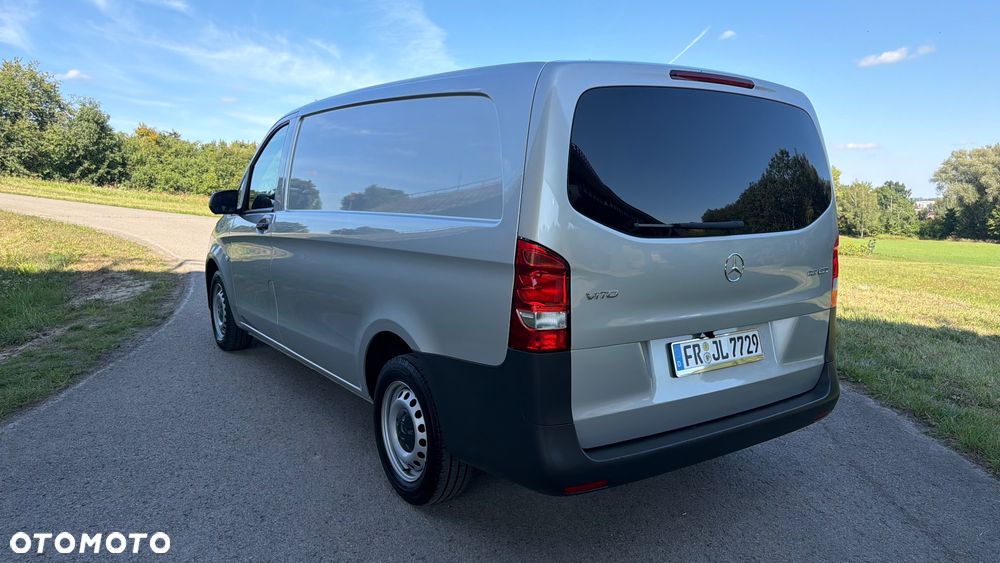 Mercedes-Benz Vito - 30