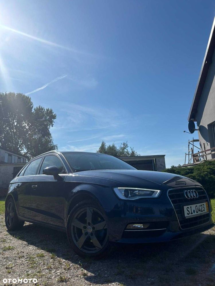 Audi A3 Sportback - 2