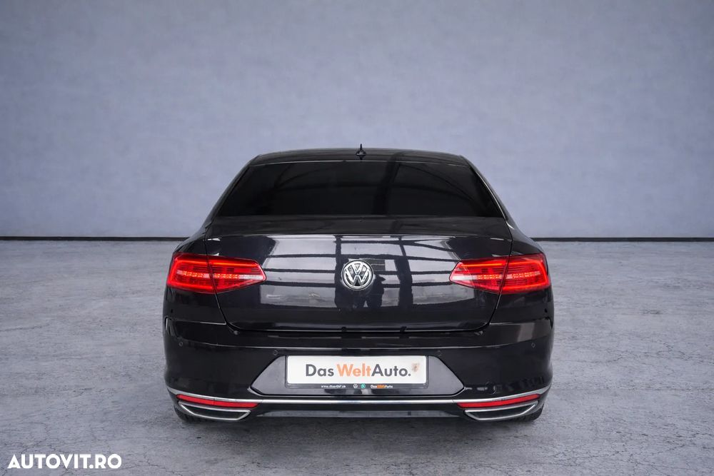Volkswagen Passat 2.0 TDI DSG 4Motion Highline - 5