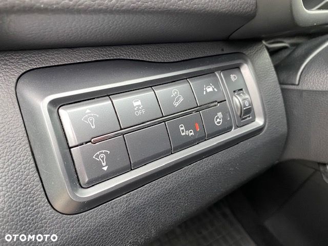 SsangYong/KGM Tivoli 1.5 T-GDI Sapphire - 18