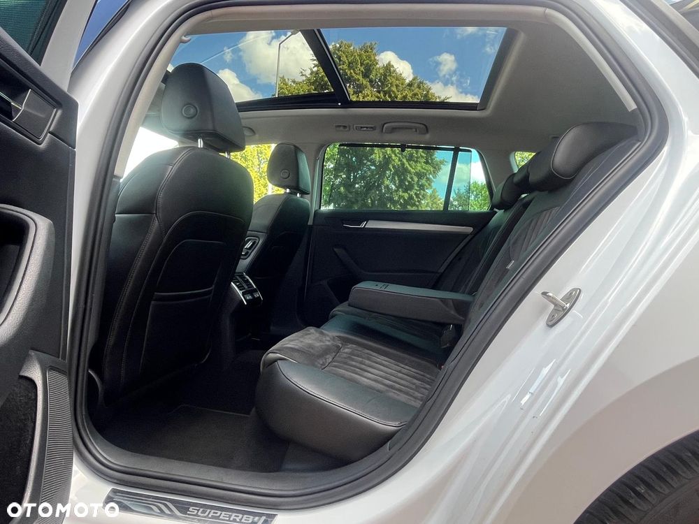 Skoda Superb 2.0 TSI 4x4 DSG Style - 9