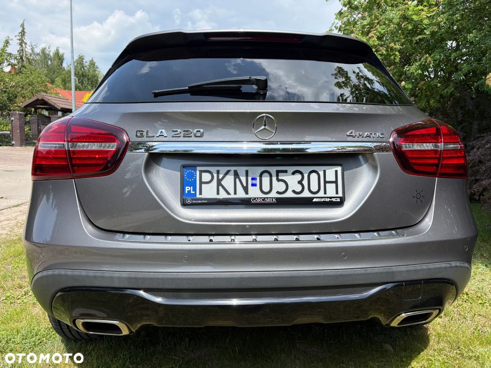 Mercedes-Benz GLA - 5