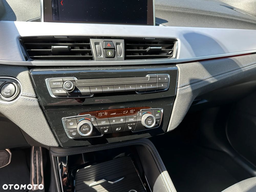 BMW X2 - 16