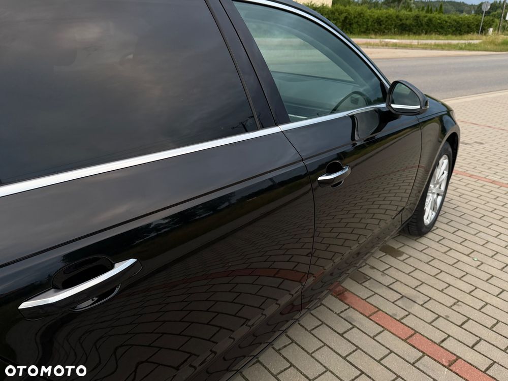 Audi A4 Avant 2.0 TDI - 26