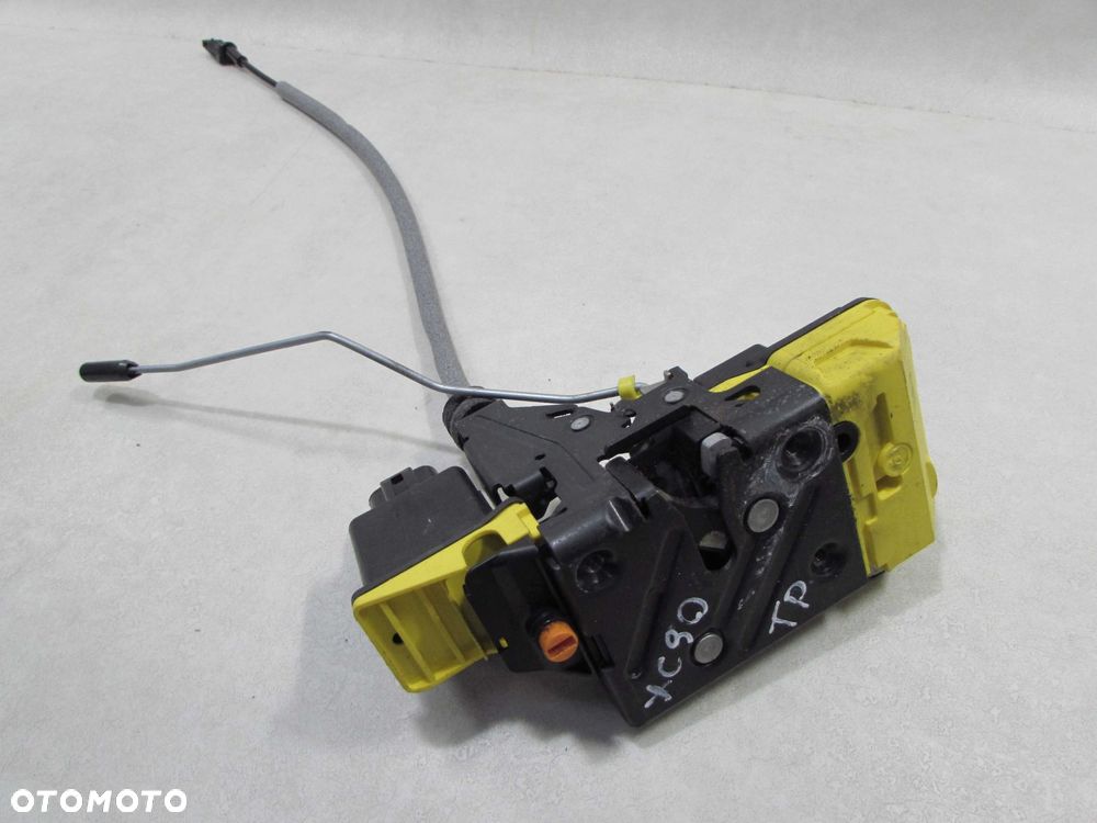 VOLVO XC90 V70 S80 ZAMEK DRZWI PRAWY TYL 30699756  02-14 - 3