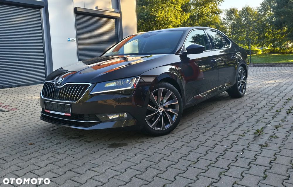 Skoda Superb 2.0 TDI L&K DSG - 1