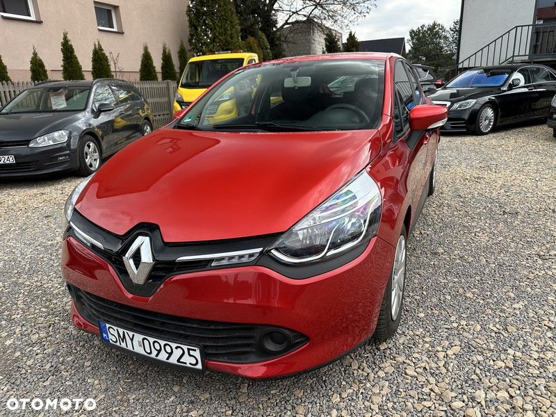 Renault Clio 1.2 16V 75 Life - 10