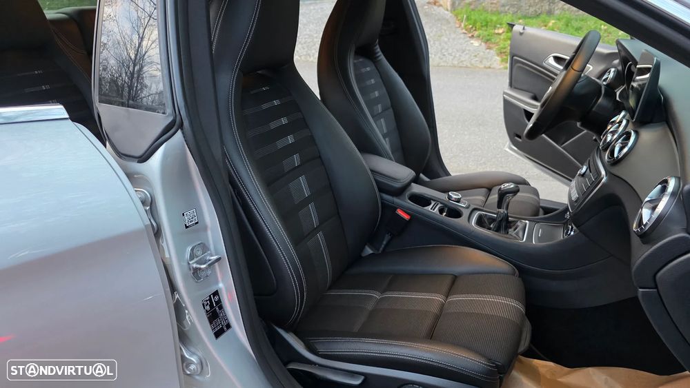 Mercedes-Benz CLA 180 d Edition 1 - 27