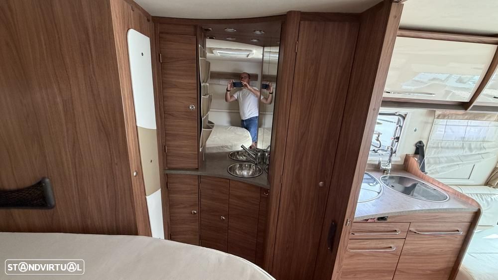 Itineo Famili MC650 cama central à esquerda e basculante - 19