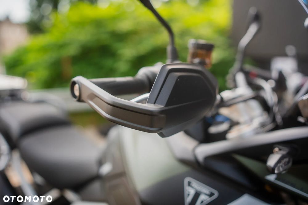 Triumph Tiger - 27