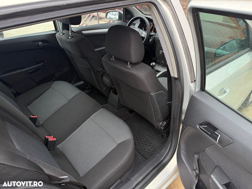 Opel Astra 1.7 CDTI - 7