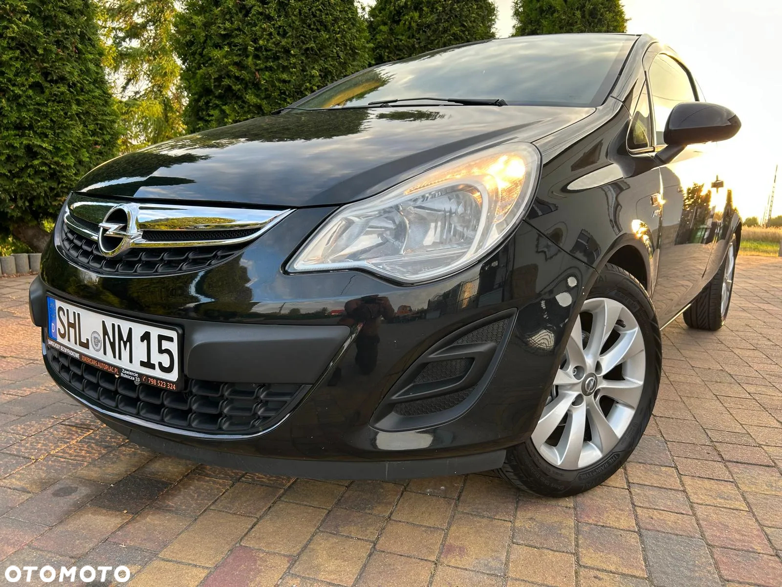 Opel Corsa 1.4 16V Active - 2