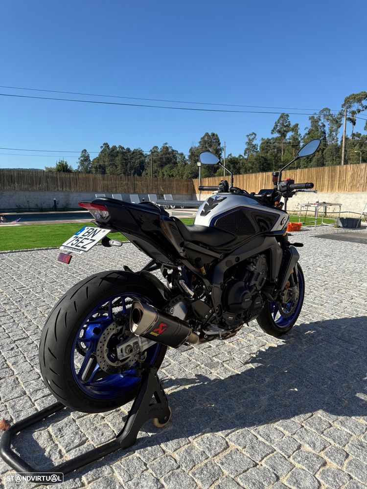 Yamaha MT-09 - 2