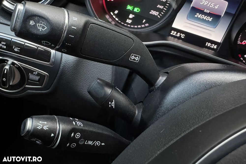 Mercedes-Benz C - 17